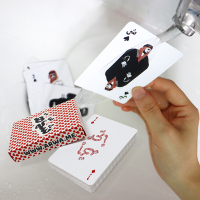 購入 カスタマイズされた色 63*88mm 紙カードポーカー Pvc 100% ロゴ付きプラスチックカードポーカー online manufacture